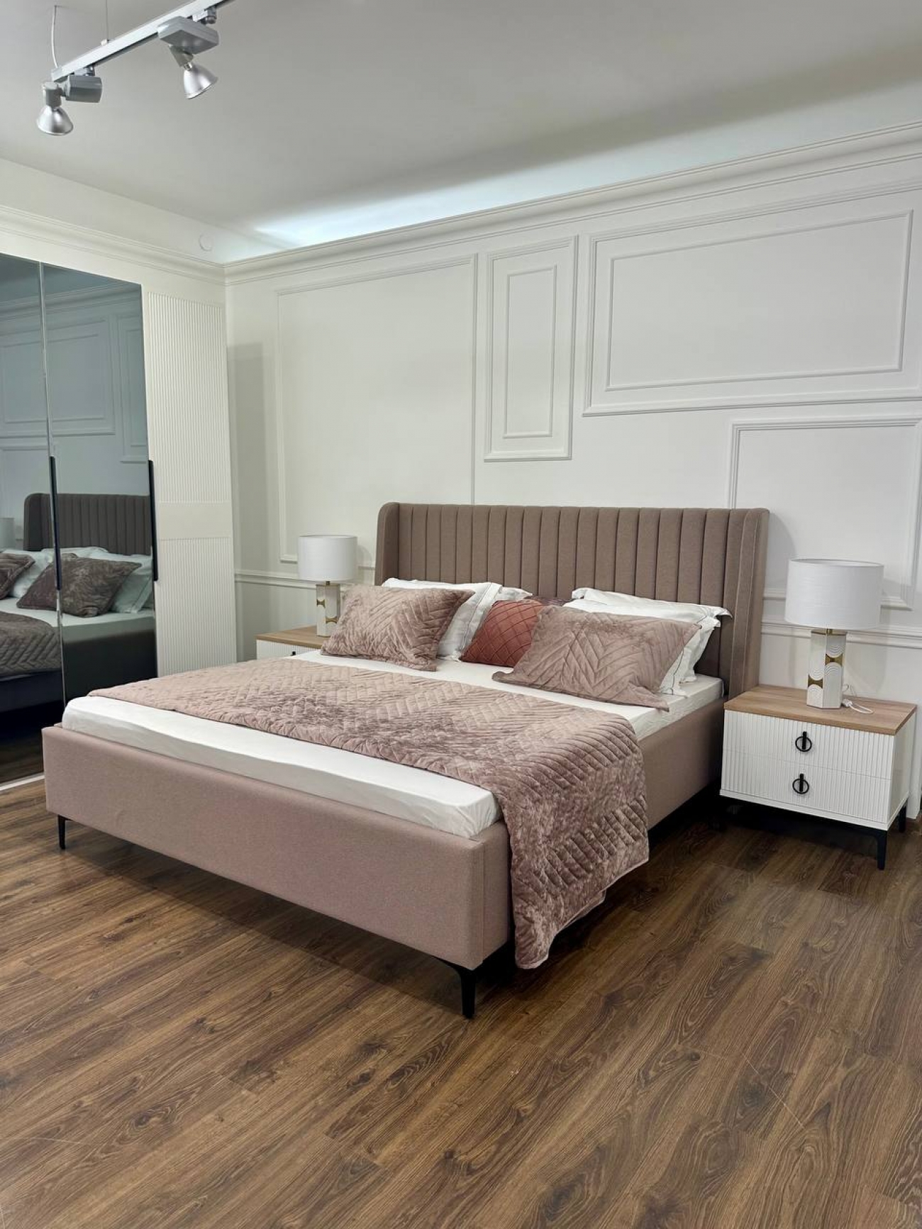 Кровать Стелла 180х200 белый